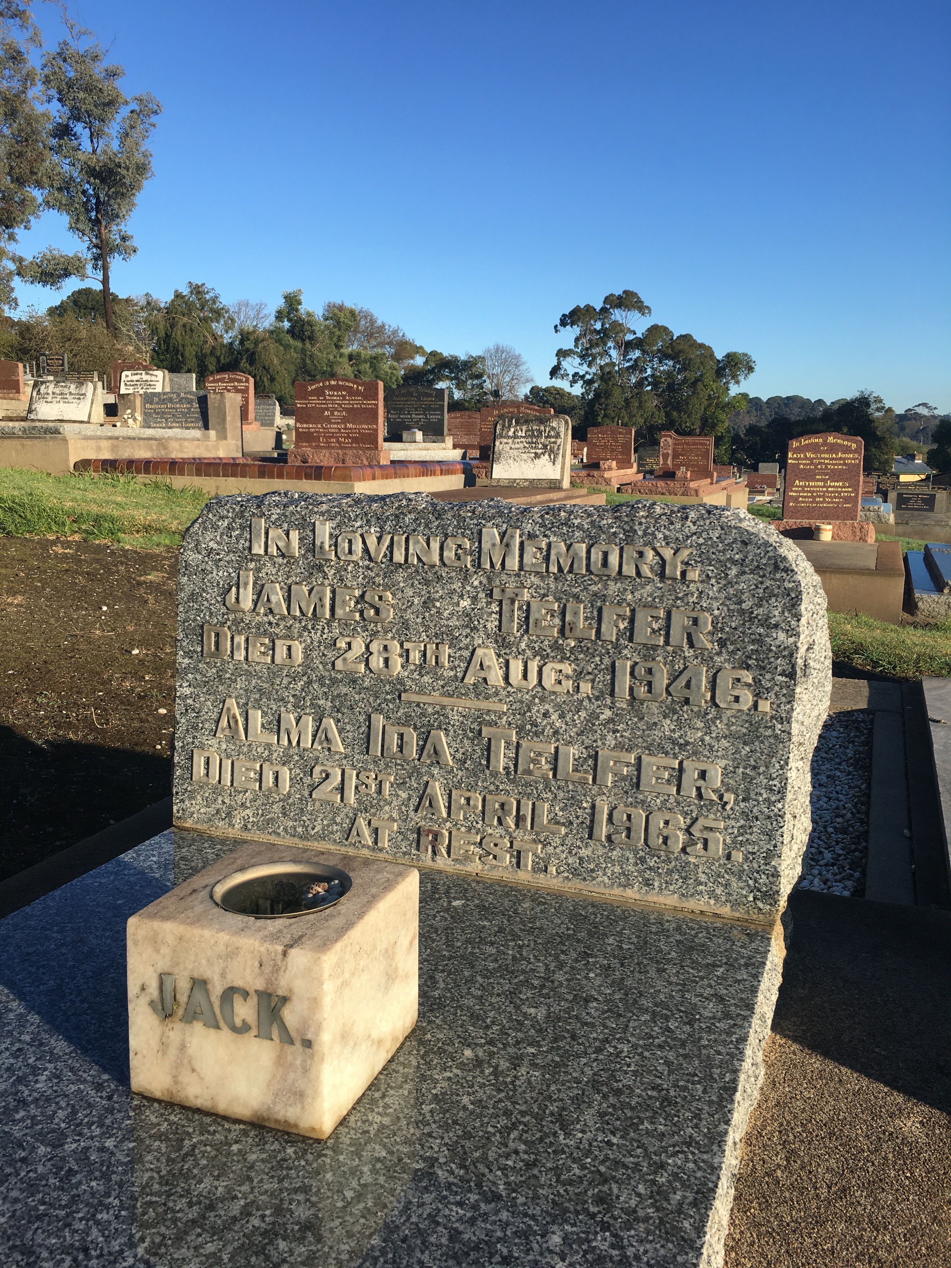 Alma ida sporer grave