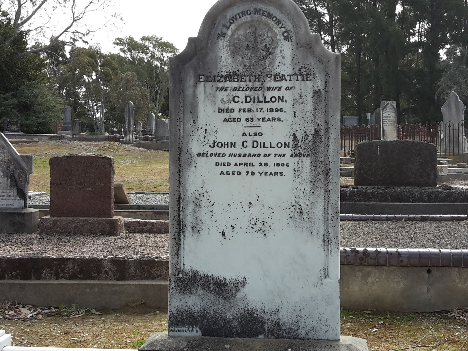 Elizabeth beattie telfer dillon grave